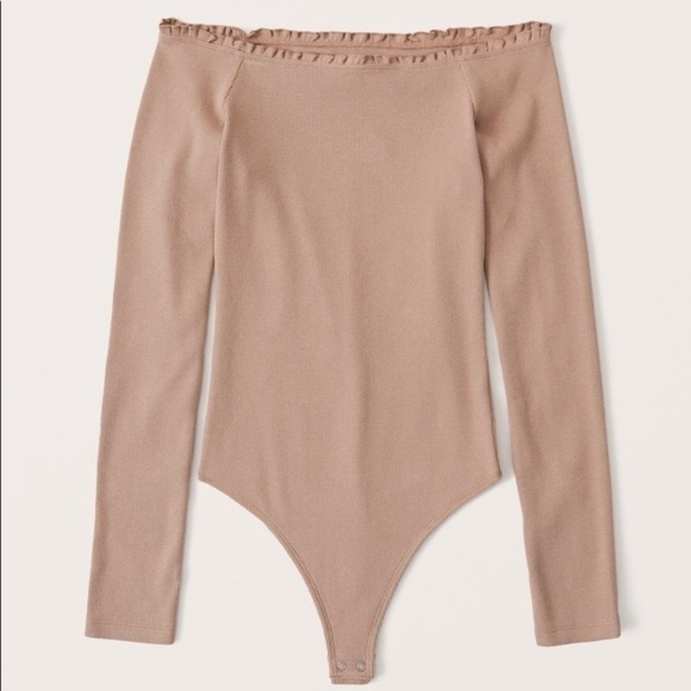 Abercrombie & Fitch Off the Shoulder Body Suit